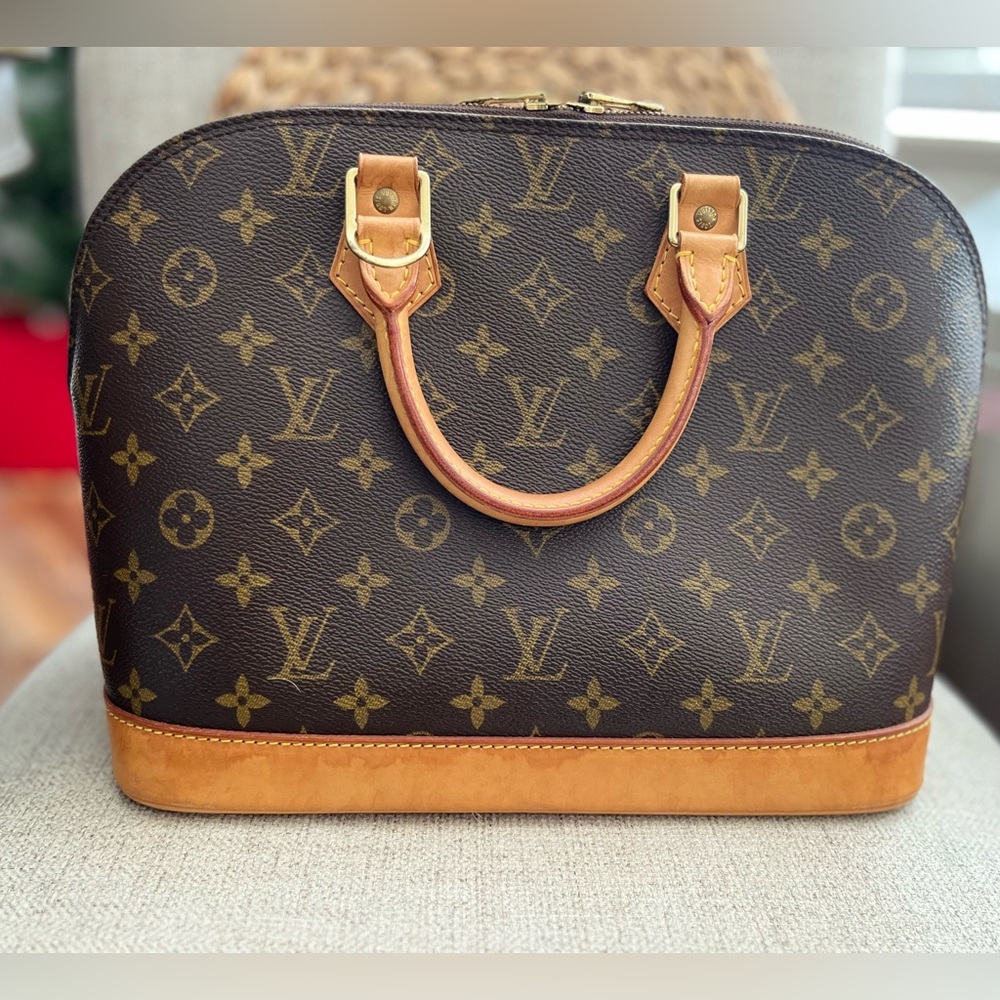 Monogram Alma PM